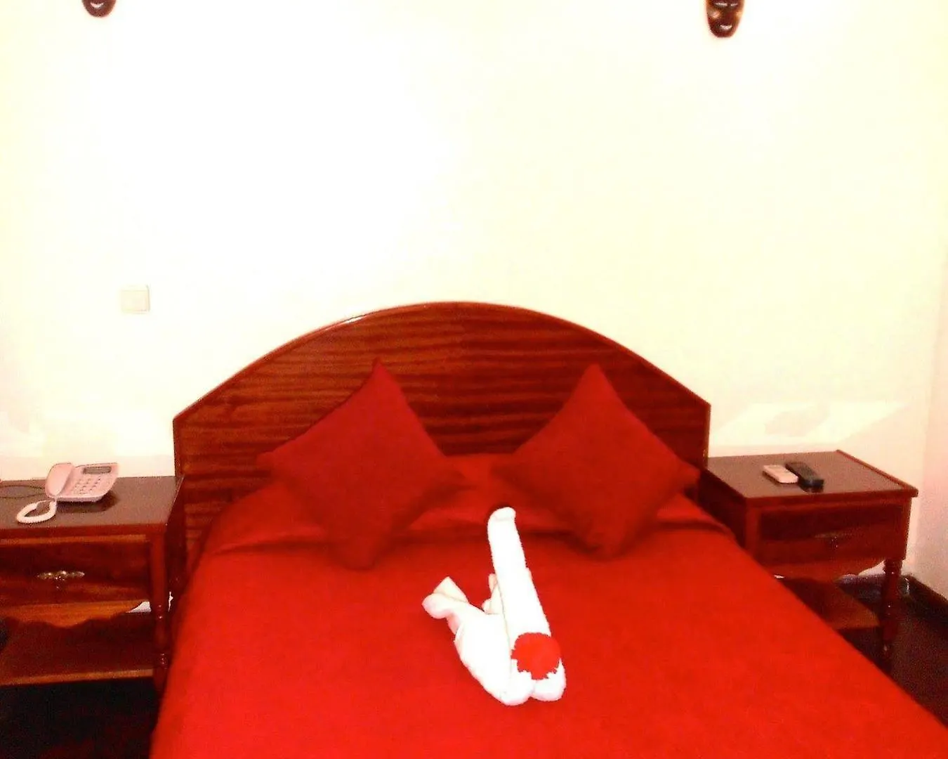 Chez Loutcha Residencial Hotel Mindelo 2*,